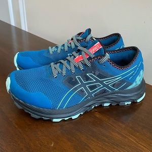 Asics Gel Excite Trail Running Shoe Teal Blue 1012B051 Women’s Sneaker Size 7